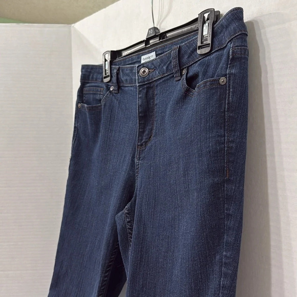 Liz Claiborne Dark Blue Wash Classic Fit Bootcut Jeans Size 12 Inseam 31.5 - Picture 3 of 9